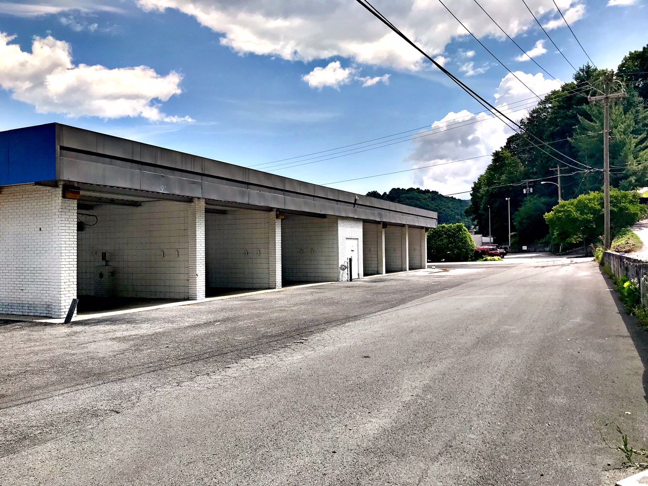 Magic Mist: S 15th St., Middlesboro, KY 40965